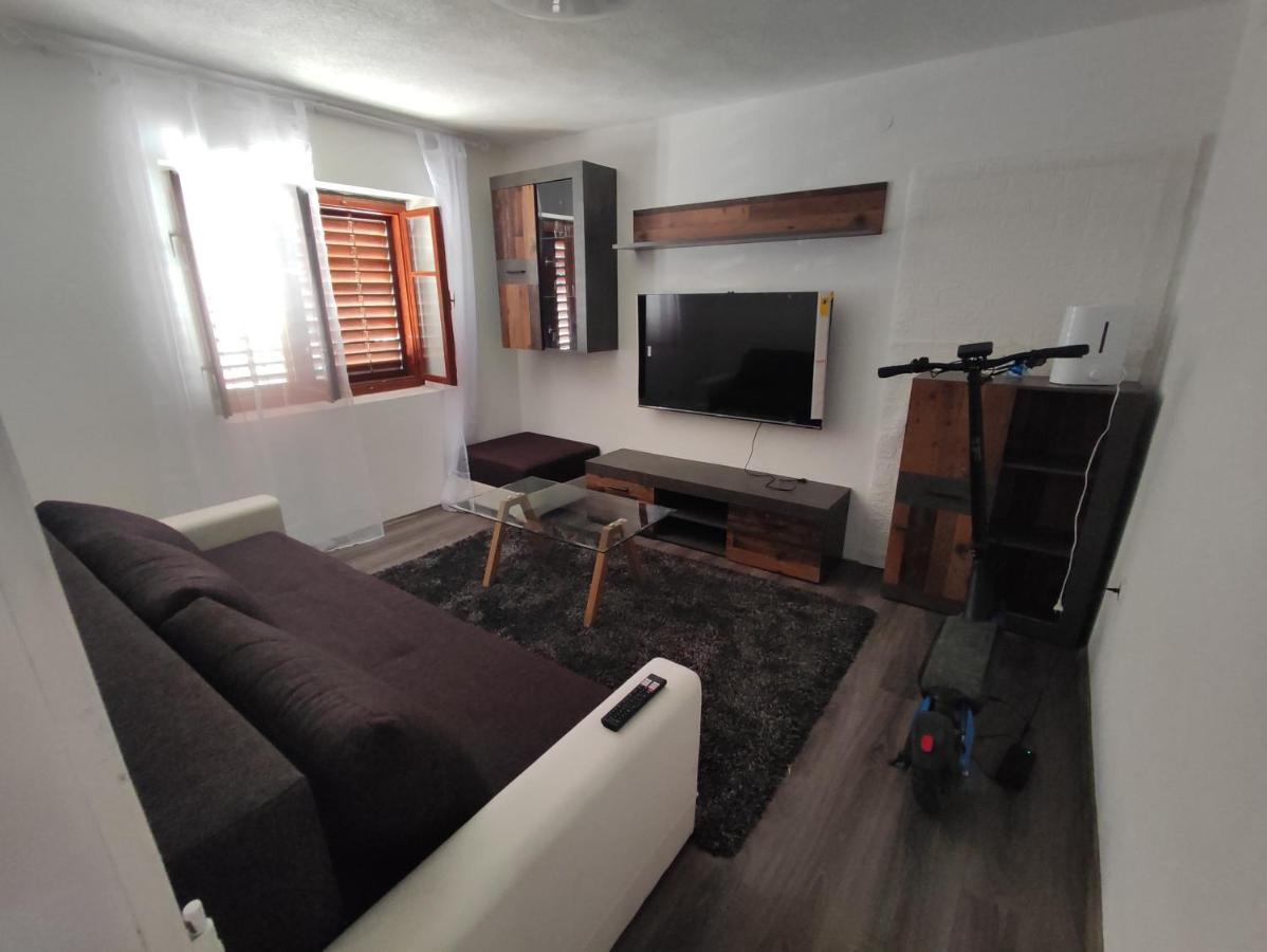 Apartman Selce Eksteriør bilde